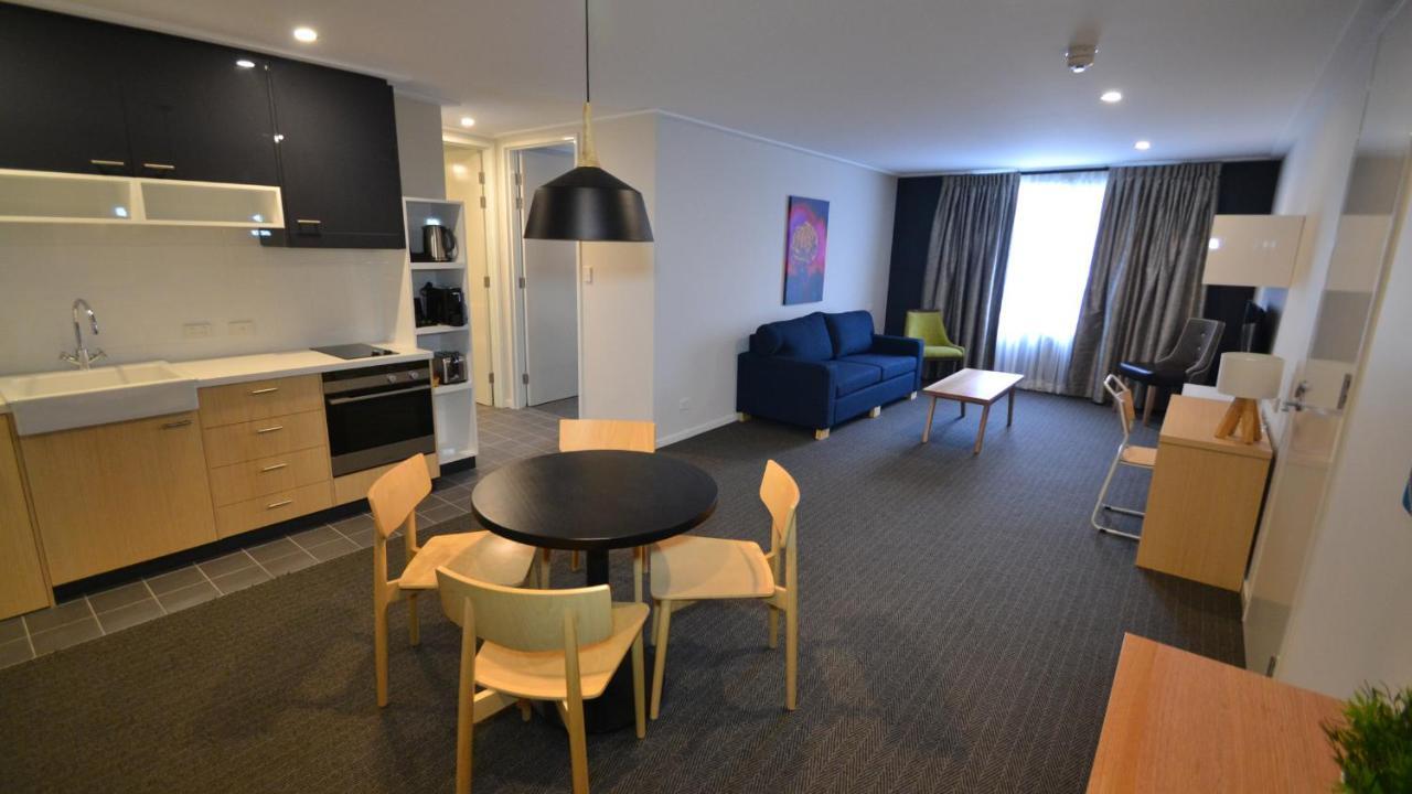 The Astor Suites 골번 외부 사진